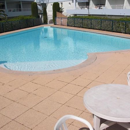 Agreable Appartement 4 Personnes A Villeneuve-Loubet Plage, Piscine, Mer, Commerces A Proximite Екстер'єр фото